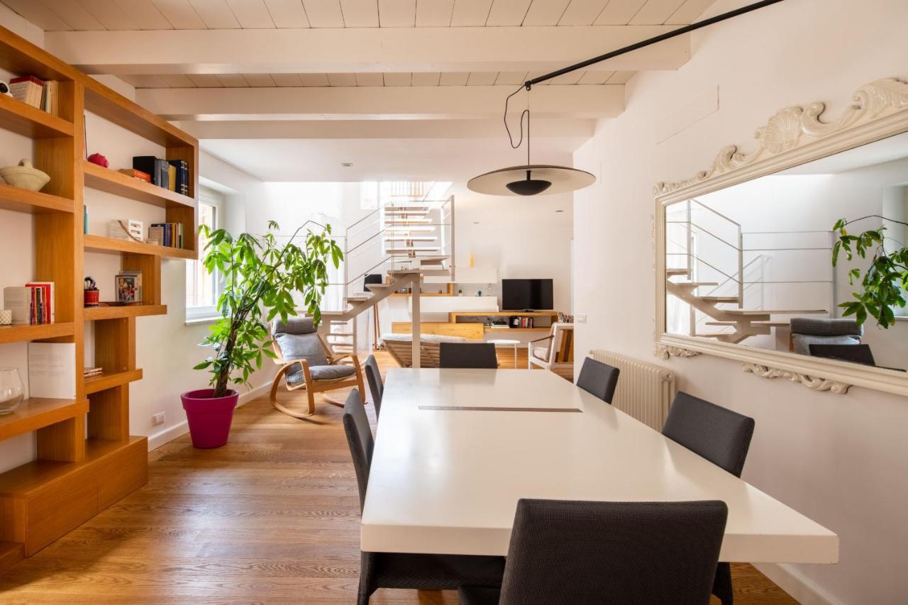 Vittorio Emanuele Apartment With Terrace By Wonderful Italy Palermo Bagian luar foto