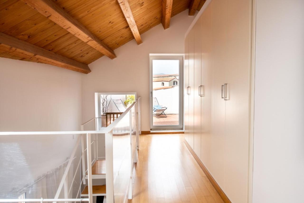 Vittorio Emanuele Apartment With Terrace By Wonderful Italy Palermo Bagian luar foto